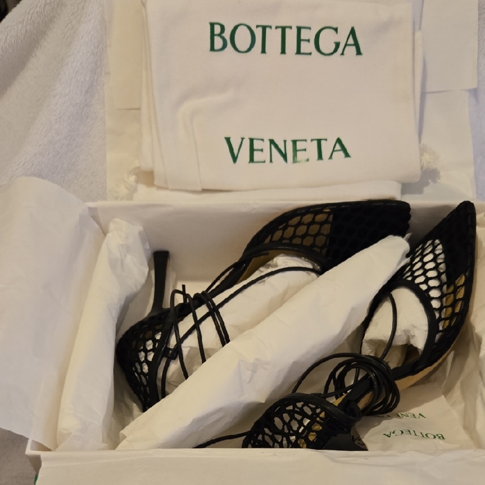 Bottega Veneta Black Mesh Stiletto Heels With Dust Bags For Shoes and Extra Taps